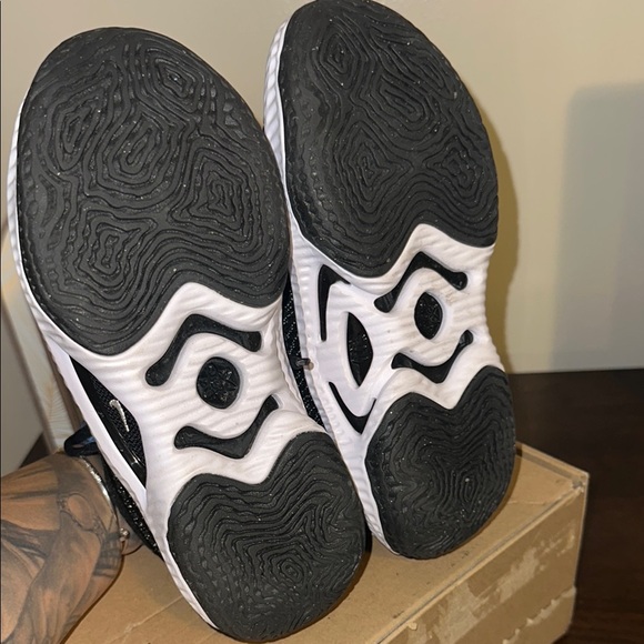 Nike Cosmic Unit 3